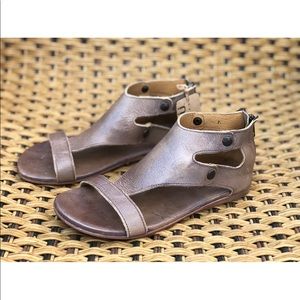 Bed Stu Cobbler Series Distressed Soto Zip Sandals